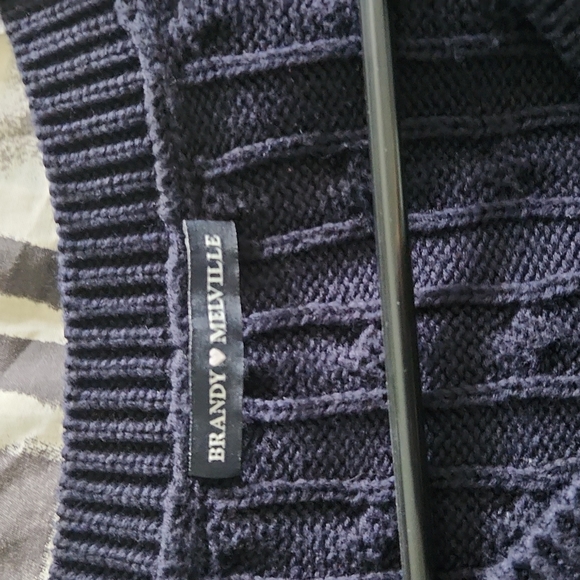Brandy Melville V-Neck Navy Blue Sweater - Picture 2 of 4